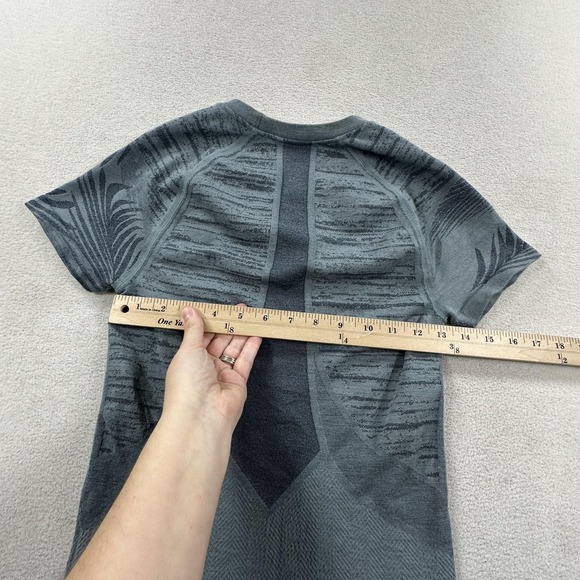 Smartwool Shirt Womens Small Gray Floral Intraknit Active Short Sleeve Merino - Picture 8 of 10